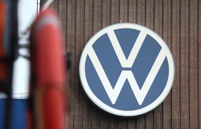 „Volkswagen“ konfliktas su darbuotojais aštrėja: nuo sausio galimi streikai
