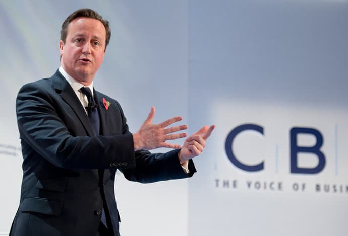 Britų premjeras Davidas Cameronas ir jo sąjungininkai Konservatorių partijoje gina žvalgymo programas kaip būtiną dalyką nacionaliniam saugumui