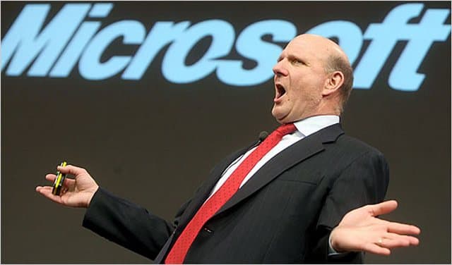 Buvęs „Microsoft Corp.“ generalinis direktorius Steve'as Ballmeris