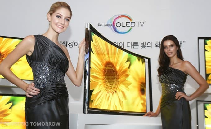 Kompanija „Samsung“ pranešė, kada rinkoje pasirodys pigūs OLED televizoriai