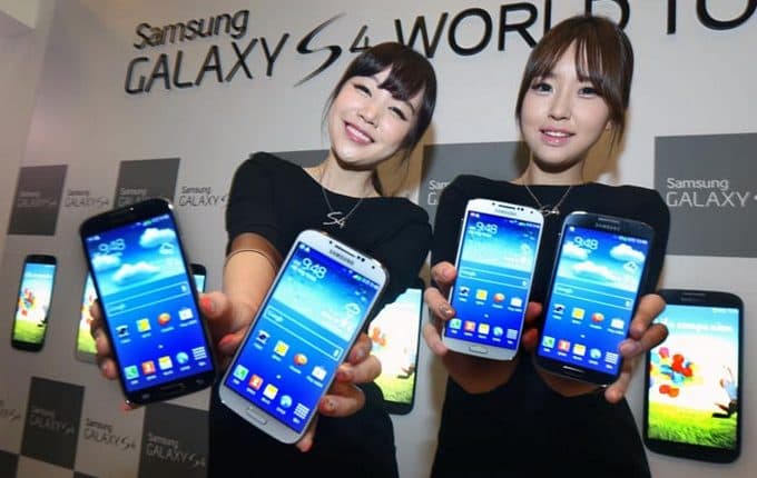 „Galaxy S5“ apsiribos pirštų atspaudų skeneriu