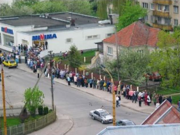 2003 m. gegužės 10 ir 11 d. vyko referendumas dėl įstojimo į Europos Sąjungą.