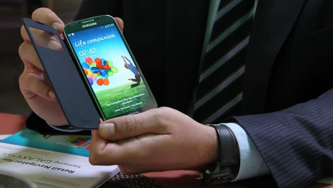 Tapo žinoma, kaip veiks „Galaxy S5“ pirštų atspaudų skeneris