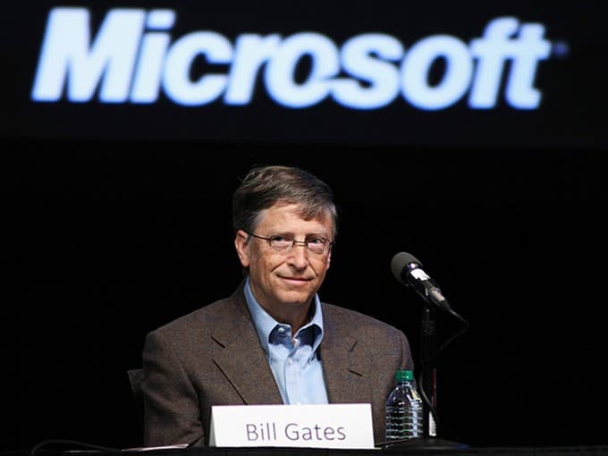 Billas Gatesas ir toliau atsikrato „Microsoft“ akcijų