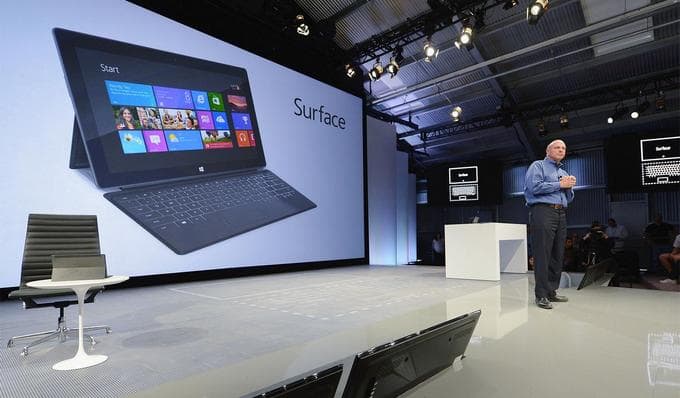 „Microsoft“ nepraranda vilties padidinti „Windows“ planšečių pardavimus