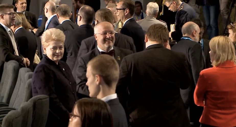 „Prezidentė D. Grybauskaitė – NATO vadovų susitikime Velse“ (II d.), prezidentės komentaras
