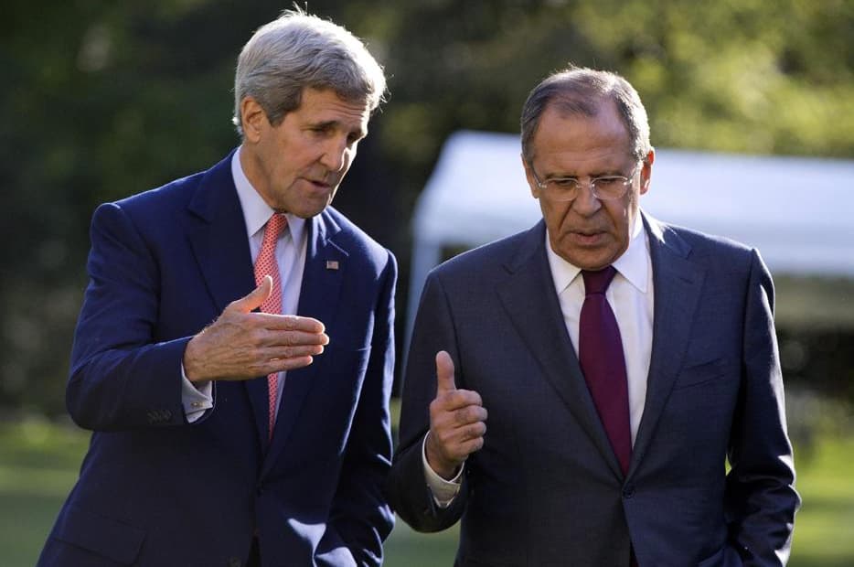 S. Lavrovo spaudos konferencija po susitikimo su JAV valstybės sekretoriumi ir Prancūzijos užsienio reikalu ministru