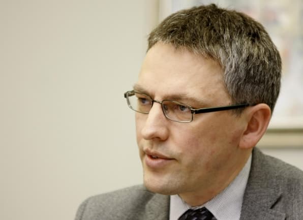 Ministro patarėjas V. Bakas: duokit policijai, užteks visiems