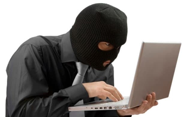 2015 m. II ketvirtį RRT gavo 188 pranešimus apie neteisėtą ar žalingą turinį internete