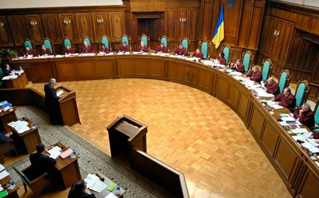 Ukrainos Konstitucinis teismas patvirtino siūlymus dėl šalies decentralizacijos