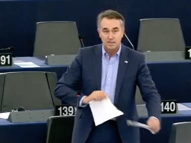 Badaujantis liberalas atliko drąsų pilietiškumo aktą Europos Parlamento plenariniame posėdyje