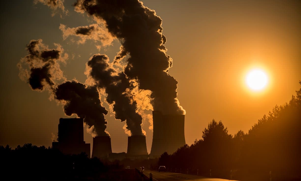 2016 m. bendra temperatūra planetoje yra 1,25 laipsnio pagal Celsijų aukštesnė nei ikiindustriniais laikais. Ypač pasaulis įkaito per pastaruosius 45 metus.