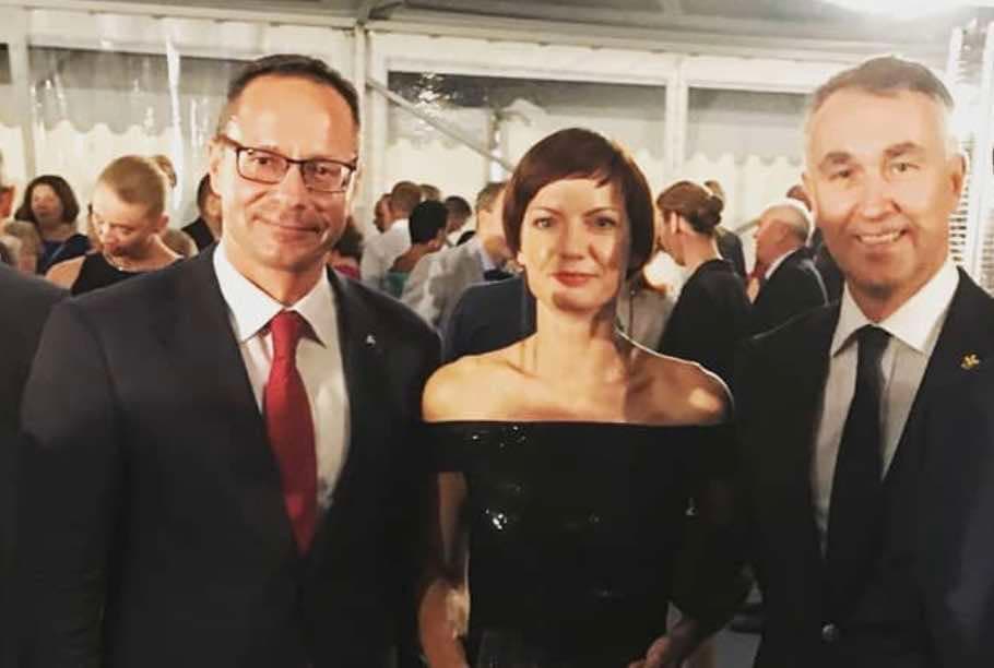 Ž. Pavilionis (kairėje). Nuotr. facebook.com