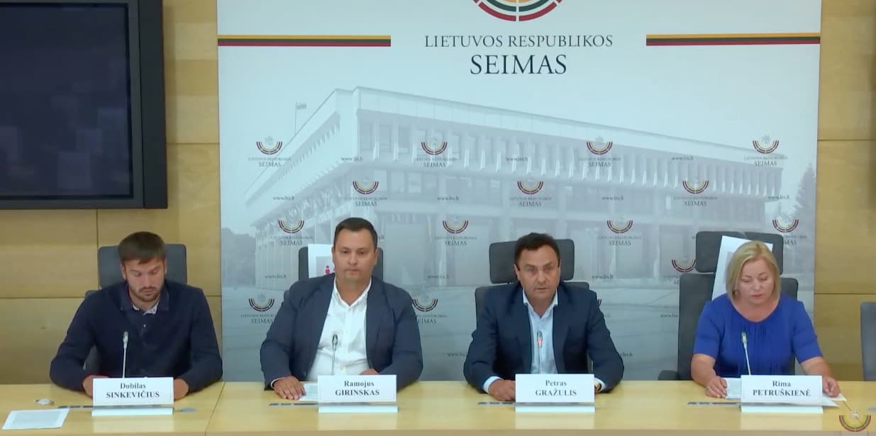 Susipjovė buvę „Tvarkos ir teisingumo“ bendražygiai – buvęs partijos pirmininkas kaltinamas sunkiais nusikaltimais