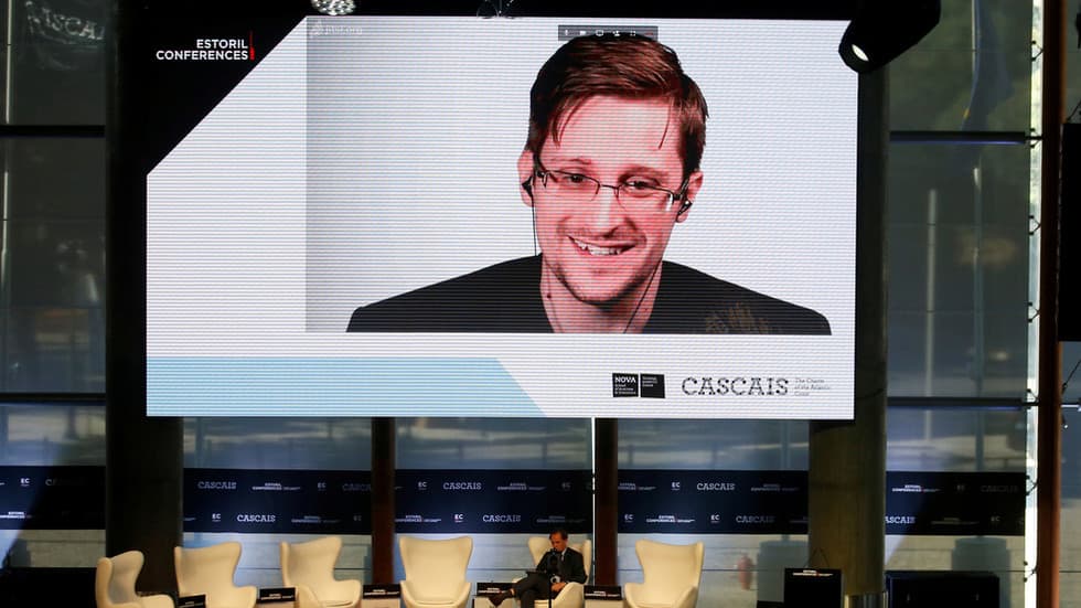 Tai, ką Edvardas Snoudenas atskleidė prieš septynerius metus, dabar pripažinta kaip tiesa JAV teismo: NSA šnipinėjo amerikiečius.