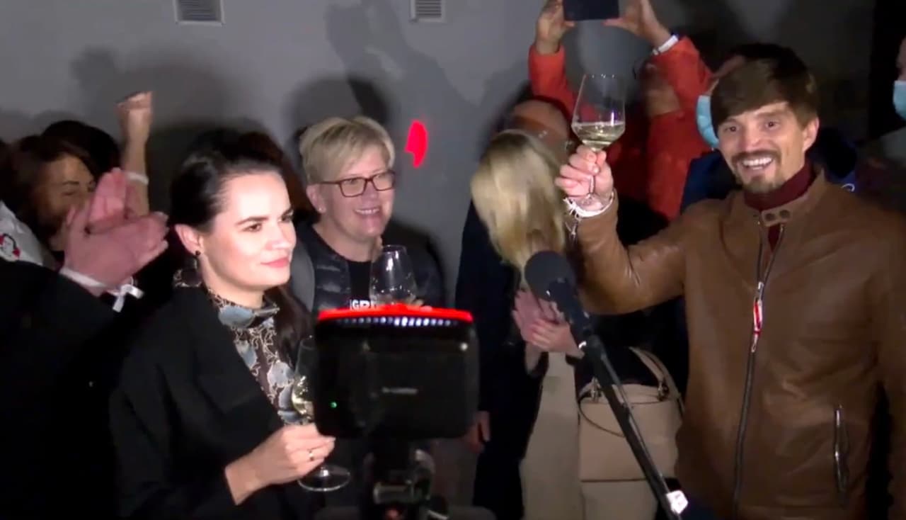 Linksmybių momentas.