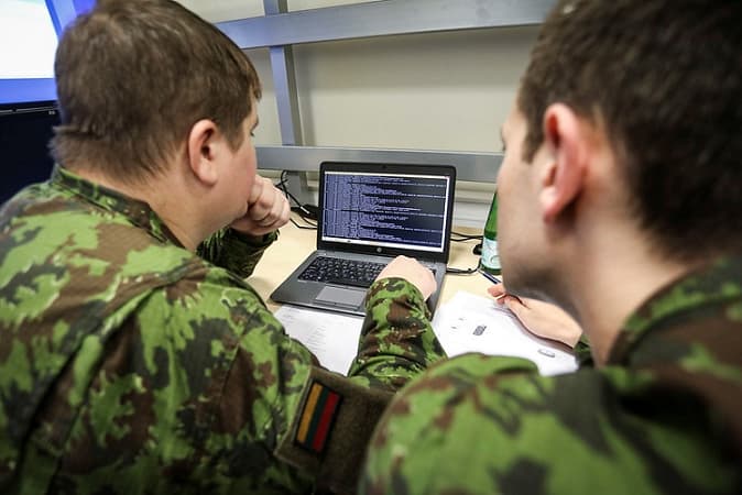Lietuvos strateginiai komunikatoriai stojo į kovą su informacija apie Baltarusiją, kuri neatitinka oficialios versijos