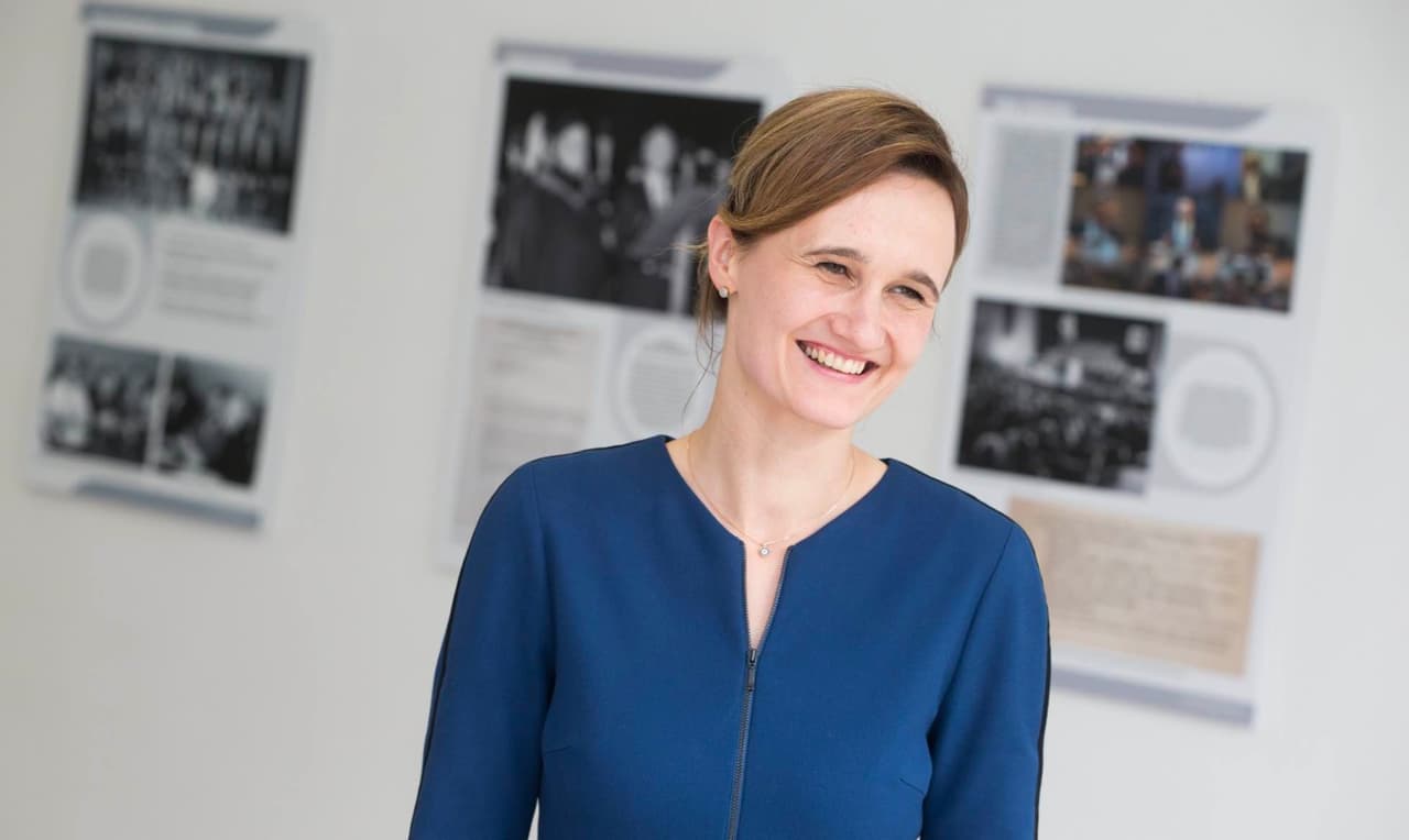 Seimo pirmininkė Viktorija Čmilytė-Nielsen tęsia prieš tai buvusio Seimo pirmininko Viktoro Pranckiečio kovą už Lietuvos prezidento vytauto Landsbergio įprezidentinimą. Nuotr. facebook.com