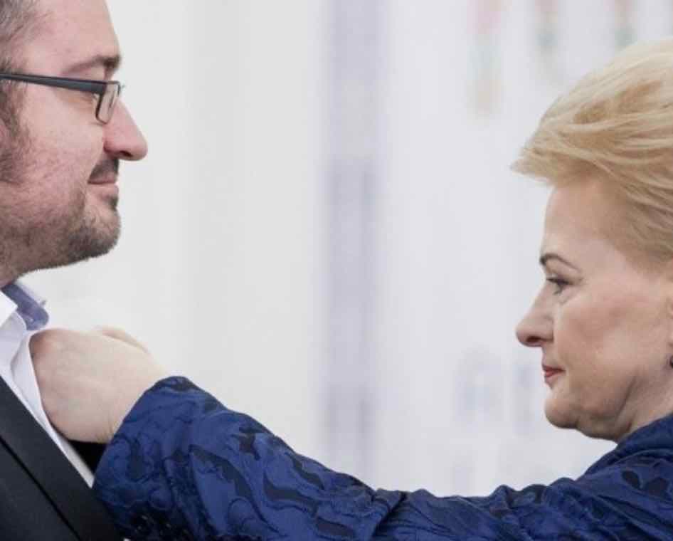 Analitiniame tyrime priminti prorusiško Z. Vaišvilos ir jo sėbrų darbeliai