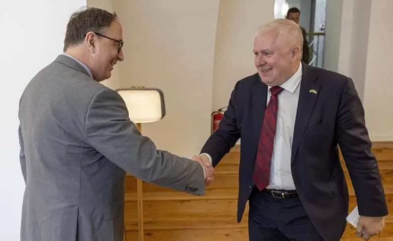 Anušauskas padėkojo Gilchristui už paramą Lietuvos saugumo užtikrinimui