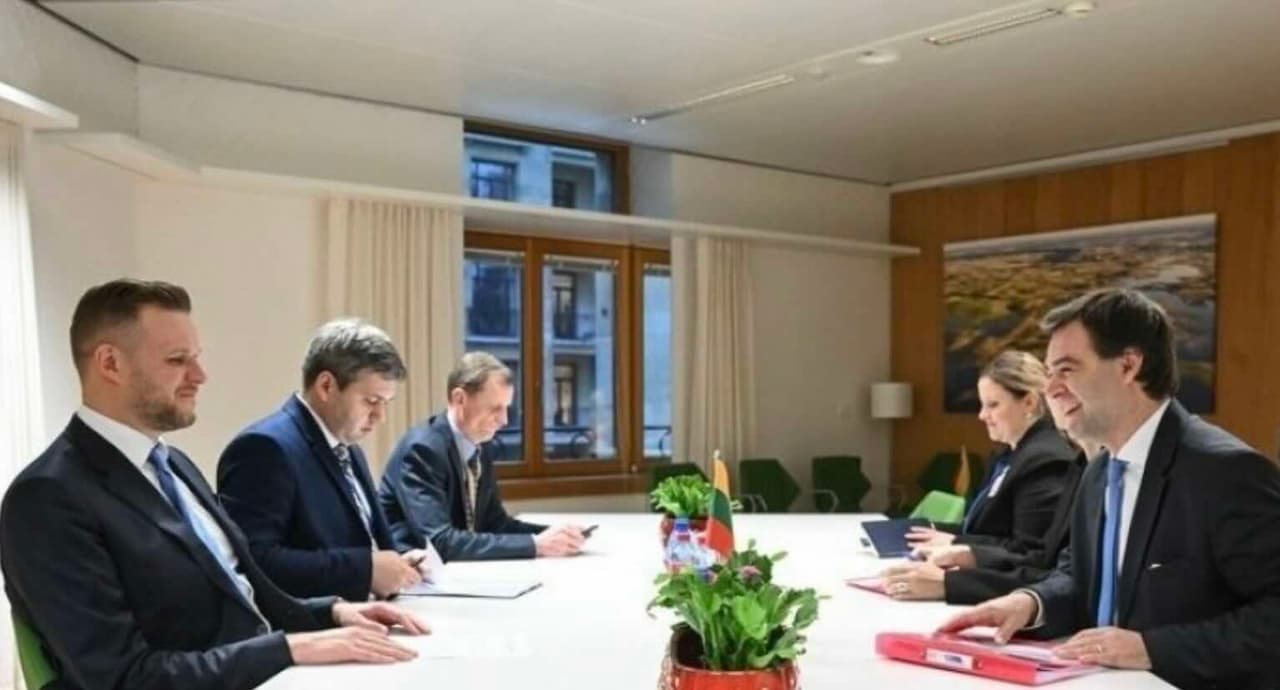 Landsbergis: nei Moldova, nei Ukraina negali likti istorijos nuošalėje