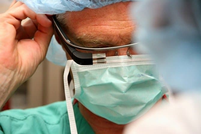JAV atlikta operacija, kurios metu naudoti akiniai Google Glass