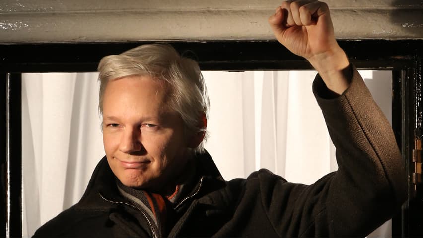 Julianas Assange'as kuria partiją