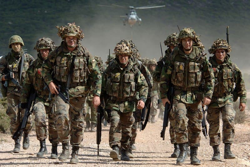 Libija prašo NATO karinės paramos