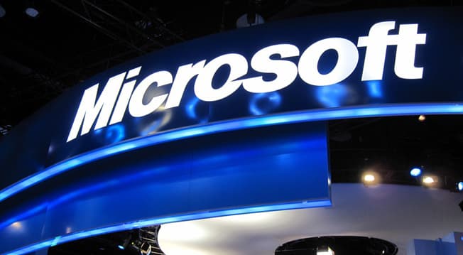 Buvęs „Microsoft“ darbuotojas kaltinamas neteisėta prekyba akcijomis