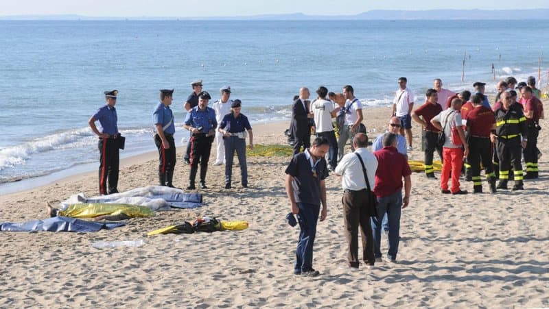 Italijos karinis jūrų laivynas per 24 valandas išgelbėjo daugiau kaip 1 000 migrantų